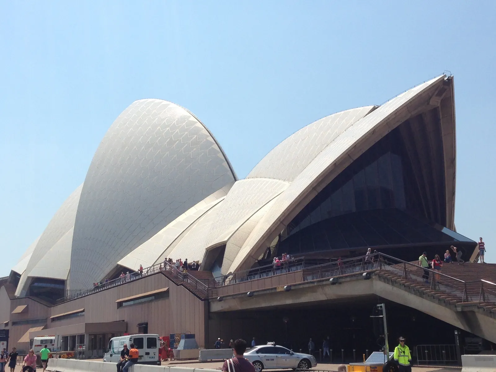 Australia itinerary planning in Sydney at the Sydney Opera House