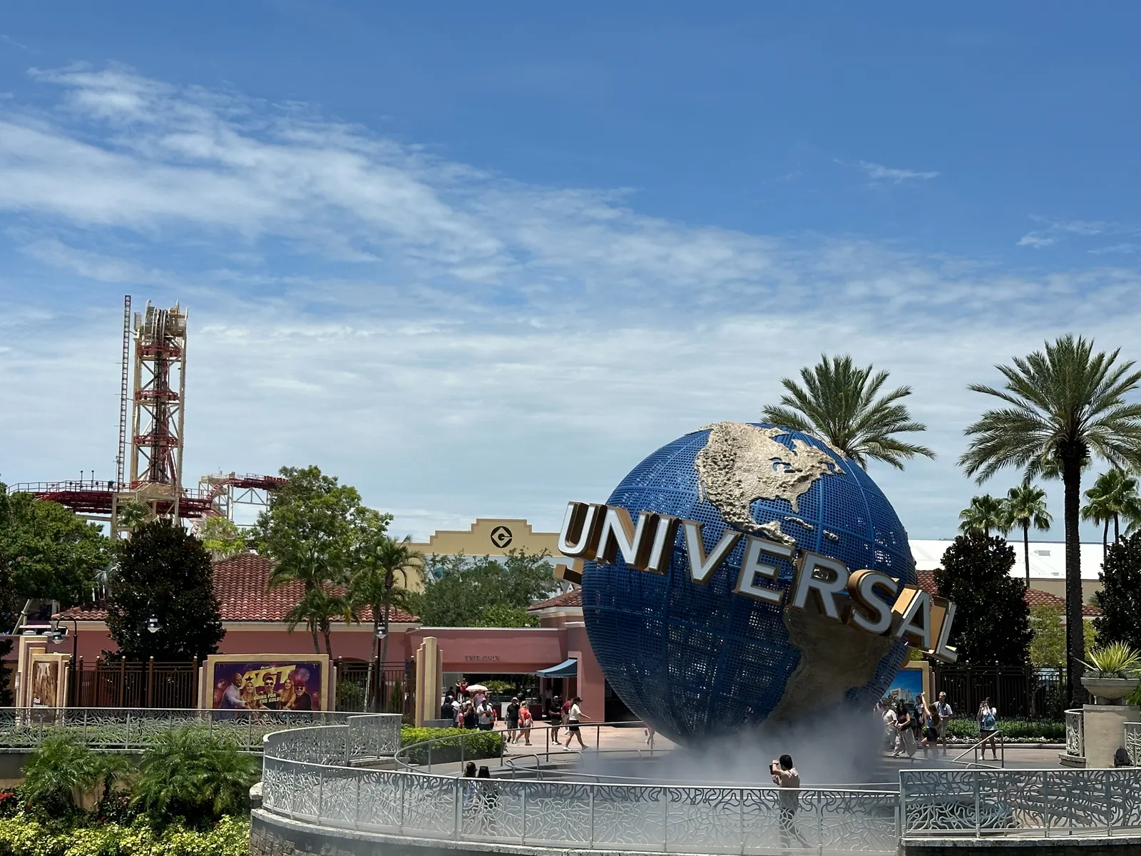 Universal Orlando Resort itinerary planning for theme park holidays